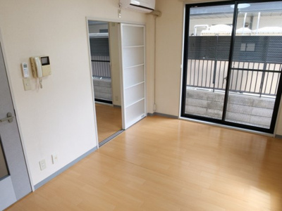 【居間・リビング】 | ツインコート弥生Ａ