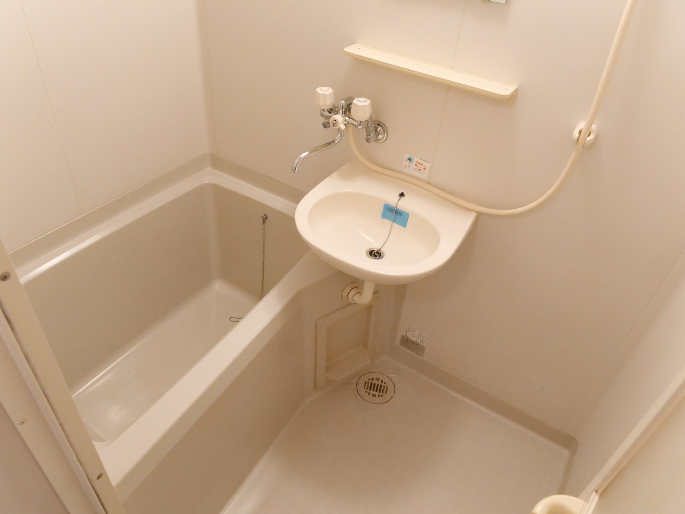 ツインコート弥生Ａの浴室