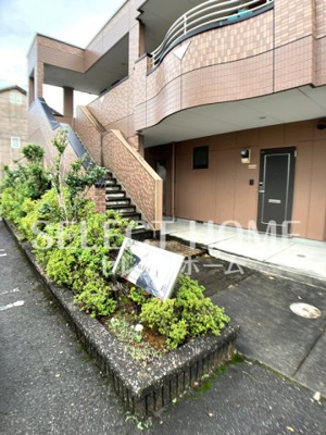 【エントランス】 | アメニティーA | 毎日通るエントランスはこのようになっています