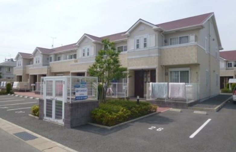 ポムダムールの駐車場|駐車場があるので、車を買う予定の方も安心です