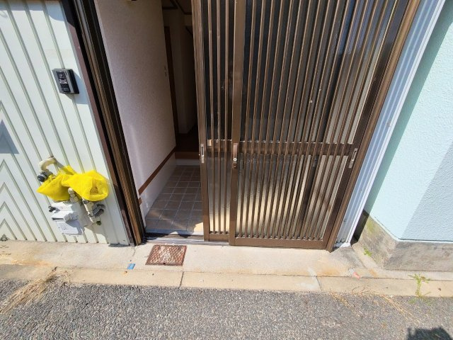 千種区千種2丁目のお家のエントランス|千種区千種2丁目戸建