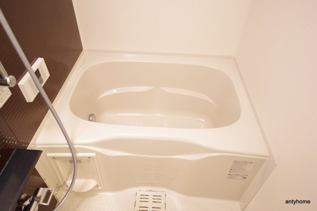 スプランディッド難波WEST 仲介手数料無料の浴室