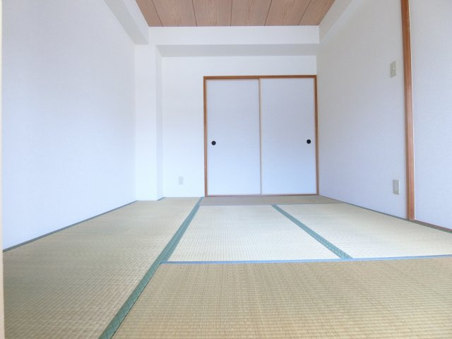 加寿栄荘の和室