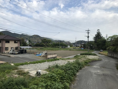 【前面道路含む現地写真】 | 那珂川市大字山田95坪土地