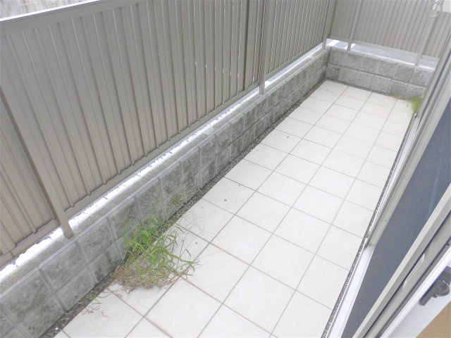 アンレーヴAの庭