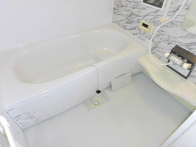 アンレーヴAの浴室