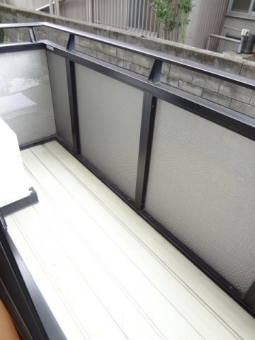ウィングハイム【キャッシュバック対象物件】のバルコニー|陽当たり良好なバルコニーです
