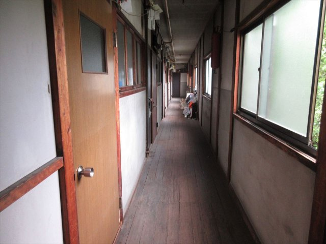 弥生荘のロビー|弥生荘