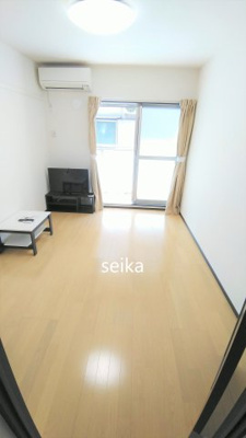 【居間・リビング】 | 緑園 | ※参考写真　現況優先
反転タイプ