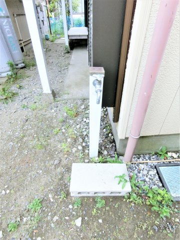 高師貸家の庭