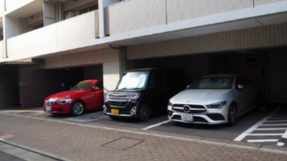 イニシアイオ本蓮沼駅前の駐車場|平置き駐車場