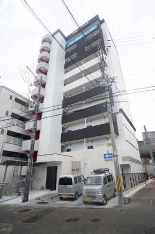 ONLYONE川西の外観