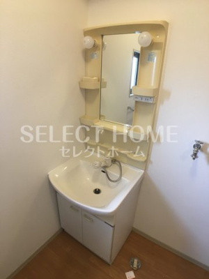 【独立洗面台】 | ベルパーク丸山Ａ | 独立洗面台で身支度をすべて済ませてしまいましょう