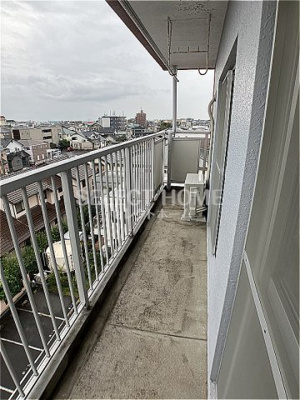 【バルコニー】 | サンシャイン緑丘 | バルコニーからの眺めを楽しみながら食事をしませんか同型タイプ