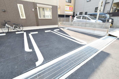 【駐車場】 | サンテデラファミーユ