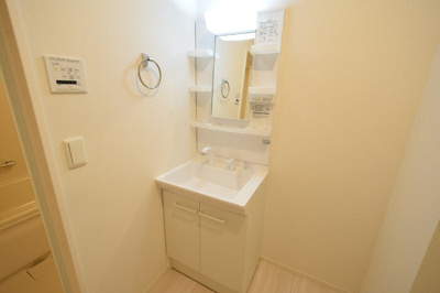 【洗面所】 | サンテデラファミーユ