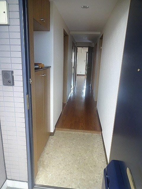 ヴァンヴェール湘南の玄関