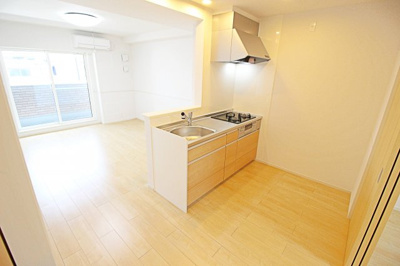 【居間・リビング】 | コンフォート しき | ★11.9帖リビングダイニング★