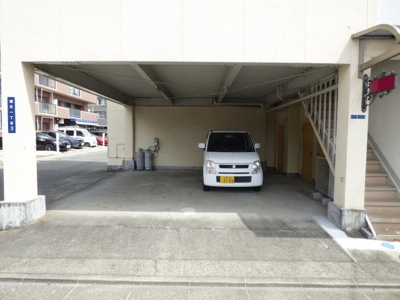 【駐車場】 | 新津ビル
