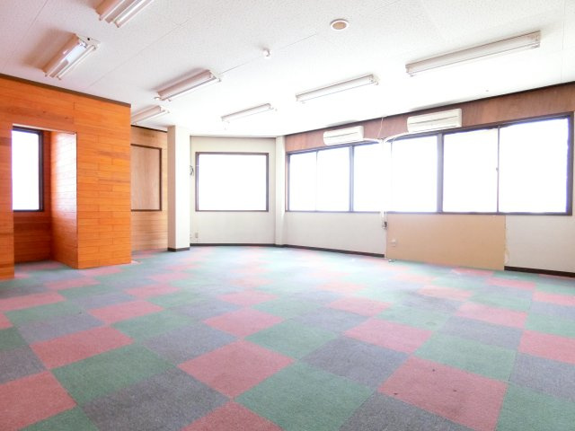 七福ビルBの内装