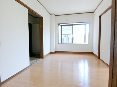 【洋室】 | 五位ノ池グリーンハイツ | 使い勝手のいい洋室です