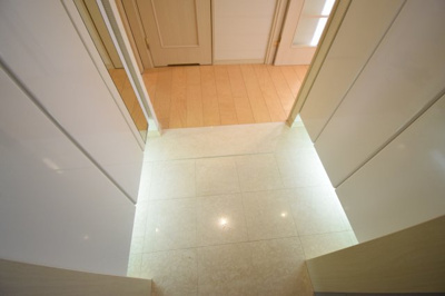 【玄関】 | ワコーレ新神戸カデンツァ