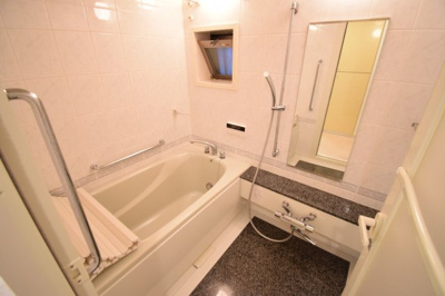 【浴室】 | ワコーレ新神戸カデンツァ
