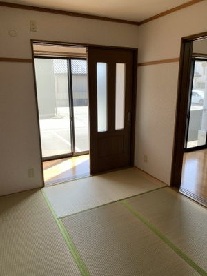 【寝室】 | サンライズ原 | サンルームもあります