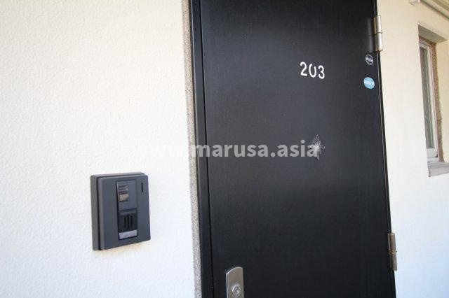 アモント中村の玄関