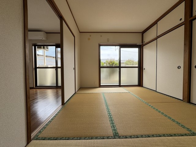ヴィレッヂ七栄の和室