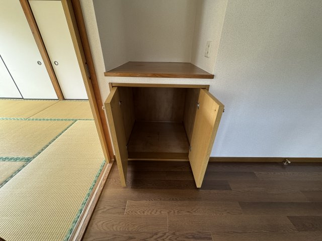 ヴィレッヂ七栄のその他|収納（ダイニングキッチン）
