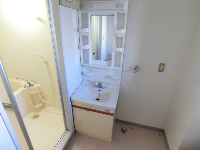 ドマーニASOUの独立洗面台|朝の身支度には欠かせない独立洗面化粧台