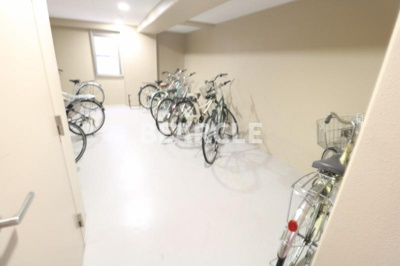 【駐車場】 | サザン桃山御陵 | 駐車場があります