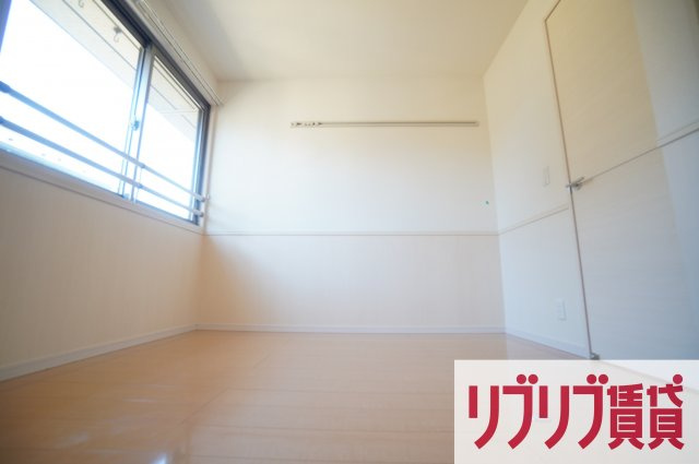 アクアコートの洋室
