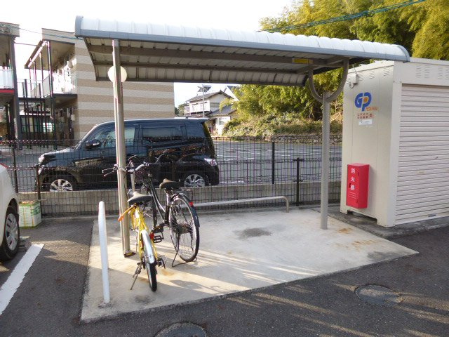都窪郡早島町早島のアパートのその他共用部分|自転車置き場