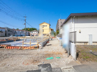 【前面道路含む現地写真】 | 前面東側5ｍ公道
隣地通路約5ｍ