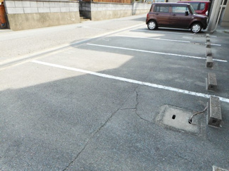 【駐車場】