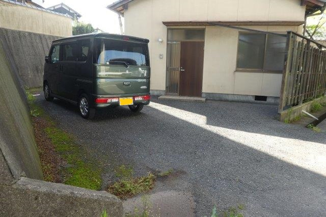 倉敷市粒江の一戸建ての駐車場