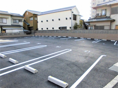 【駐車場】 | ヴェッセル持田