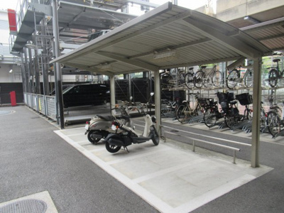 【その他共用部分】 | グラン・ブルー八戸ノ里（八戸ノ里賃貸） | バイク置き場の空きはご確認下さい