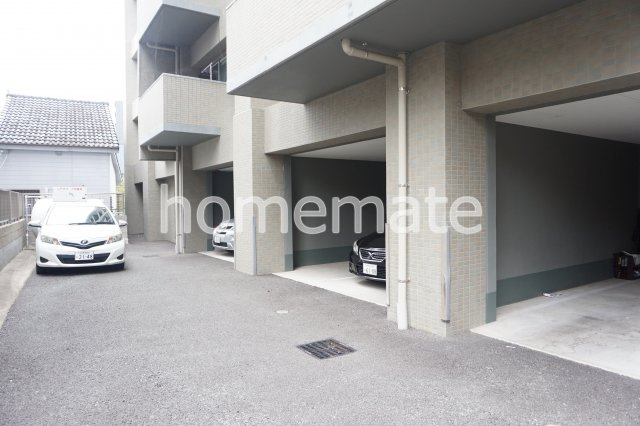 熊本市中央区船場町３丁目の賃貸マンションの駐車場