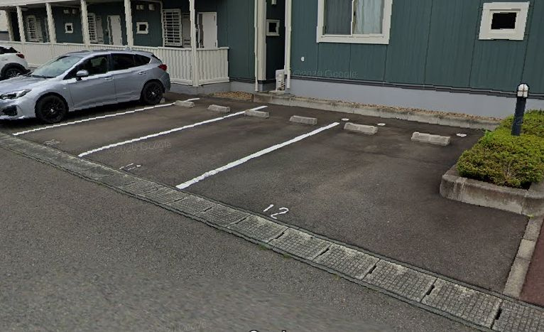 リビングタウン八日市場Aの駐車場