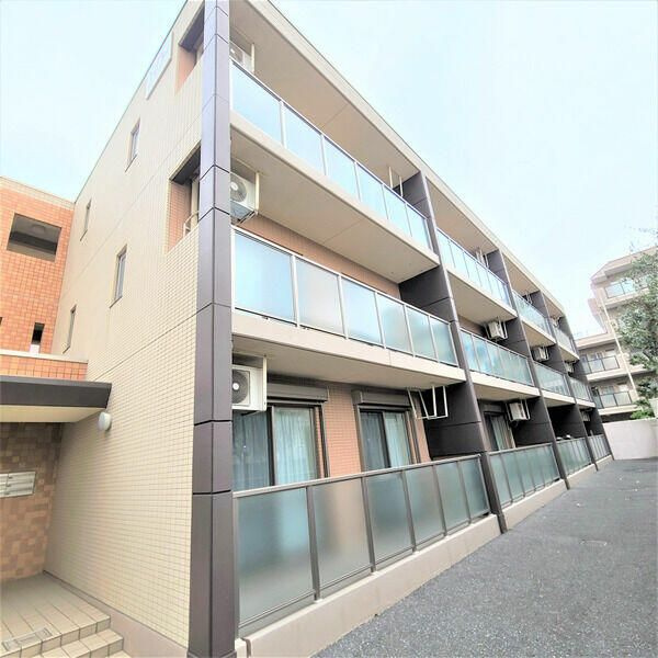 Ｎａｖｏｎａ．Ｋ　（ナヴォーナ・Ｋ）の外観