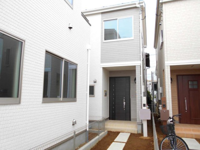 【外観】 | 新築 春日部市 中央2丁目 全４棟 D号棟 らすと1棟 | 春日部駅10分八木崎駅9分・駐車場2台・南東向き・3ＳLDKとロフトとバルコニー・八木崎小・春日部中