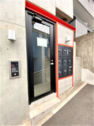 Ｒｅｓｏｕｎｄのエントランス|清潔なエントランスです