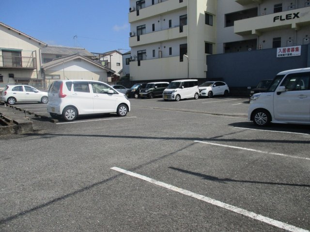 東宝駐車場