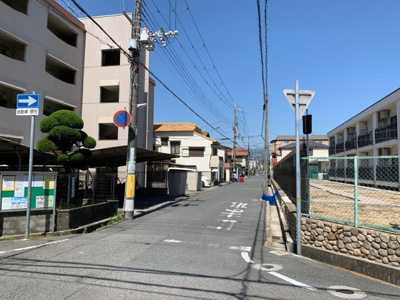 【前面道路含む現地写真】 | PLAISIR若草町