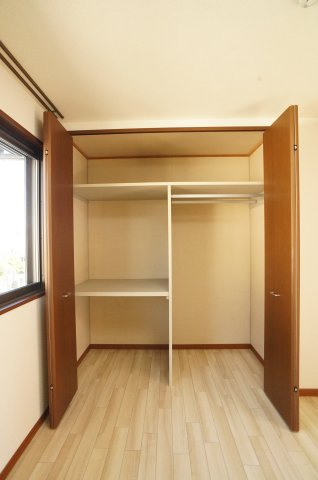ソレイユ草紙山の収納|大容量の荷物が収納できるクローゼット♪