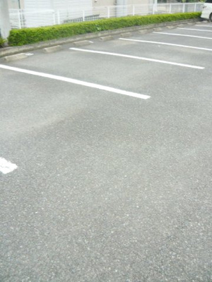 【駐車場】 | ウッディベル　Ｂ