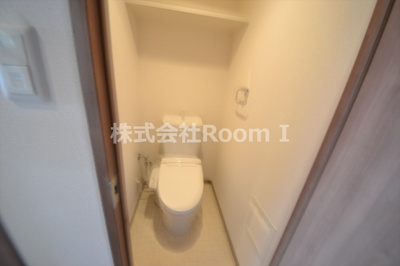 【トイレ】 | エスリード松屋町SOUTH | 清潔感のあるトイレです